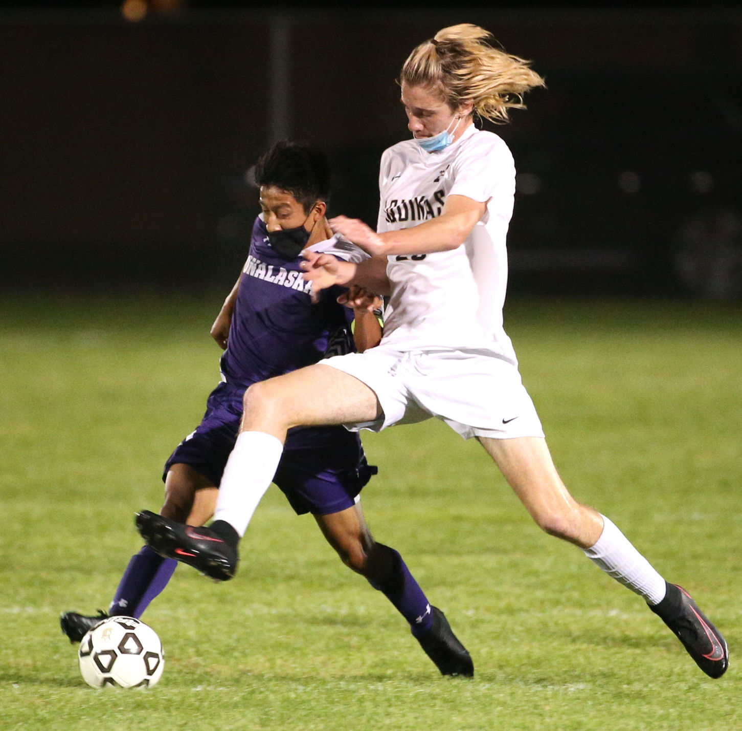 September 22: Aquinas vs Onalaska